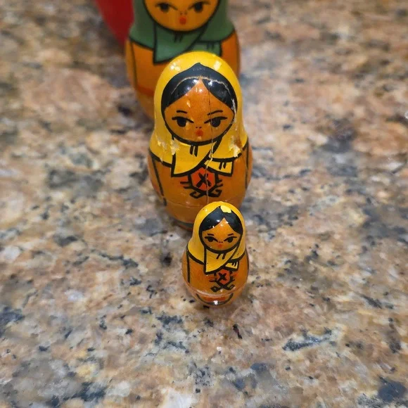 3 Russian Wooden Nesting Dolls - Picture 4 of 11